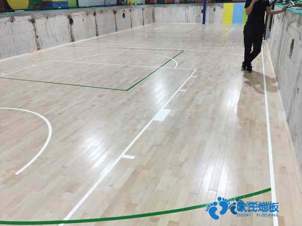 學(xué)?；@球館地板木紋型